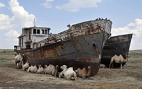 Kiszáradt Aral-tó a klímaváltozás egyik jele